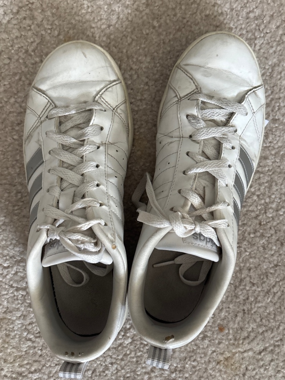 Ww well worn womens adidas leather sneakers